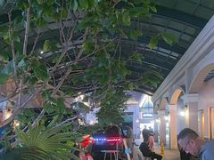 -斯普瑞斯奥特莱斯