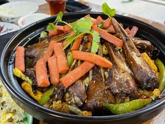 干锅鸭下巴-靓蛙馆