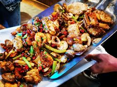 胡桃里招牌海鲜铲-胡桃里音乐餐厅(陶溪川店)(川湘赣菜·世界百大酒庄直供红酒·音乐表演)