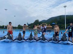 -汤山欢乐水世界