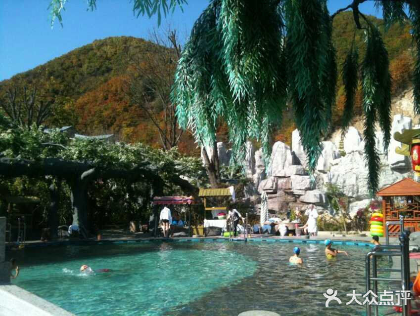 鞍山岫岩沟汤温泉图片