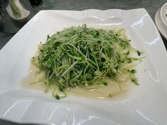 -谊荣海鲜大牌档(石湖店)