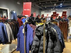 -URBAN REVIVO(北京斯普瑞斯奥特莱斯店)