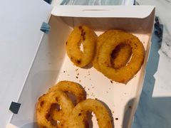 -达美乐比萨(红山店)
