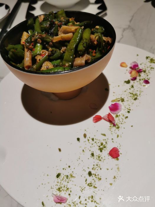 上上瓷·艺境川菜(IFS旗舰店)烧椒鹅肠图片