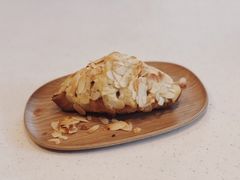 杏仁可颂-dotcom coffee古点咖啡(致真大厦店)