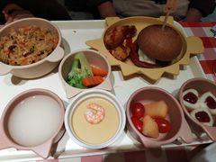厚嘟嘟牛肉杂粮汉堡儿童餐-西贝(紫荆广场店)