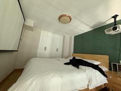 -乐嗨公寓(苏州火车站店)