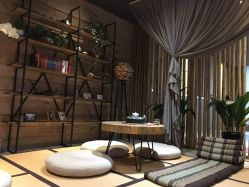 点击看大图 休息区-花隐瑜伽·普拉提·红绳