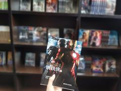 -钟书阁(松江泰晤士小镇店)