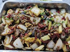 -金渝海鲜烧烤万州烤鱼店