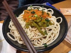 热干面-莲餐厅·湖北菜·潜江小龙虾店(愚园路店)