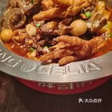临海银泰胖哥俩的虎皮鸡爪煲