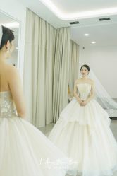 -禕·愫白婚纱商店