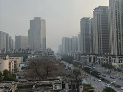-朵兰达V酒店(长沙砂子塘地铁站店)