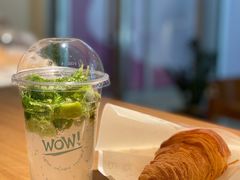-WOW coffee