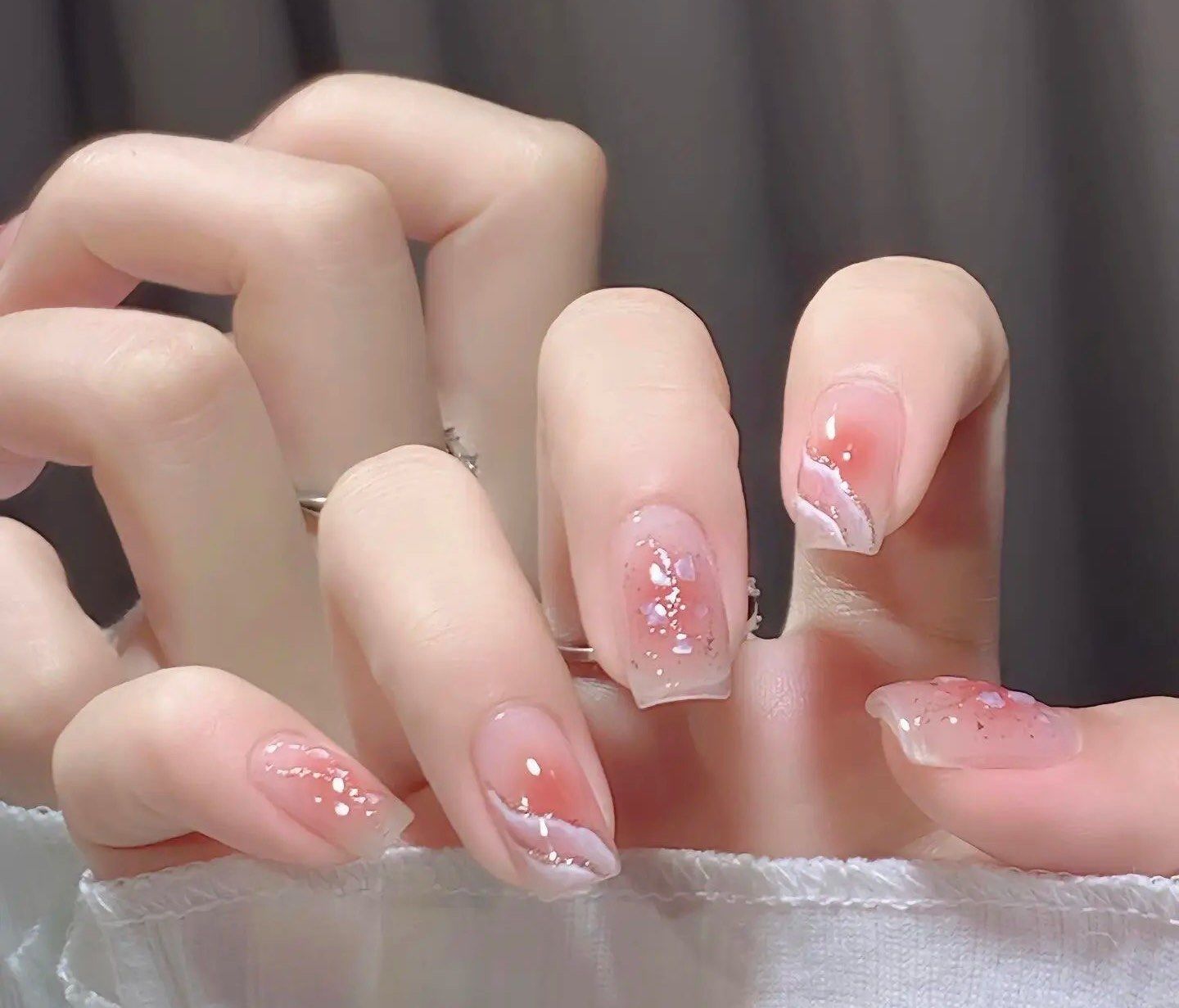 显白山丘纹美甲💅