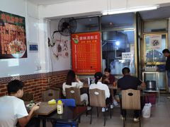 大堂-原味汤粉王(老城店)