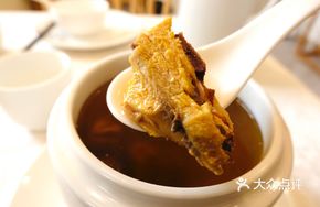 Beihai Fish Maw and Astragalus Chicken Soup