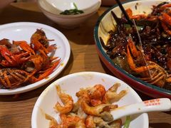 -爱碗亭·鲜炒湖南菜(壹城中心店)