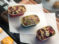 蔓越莓风味坚果蛋糕-星巴克(北京万科时代广场店)