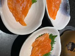三文鱼-钱小奴海鲜自助黑金店(杭州滨江龙湖店)