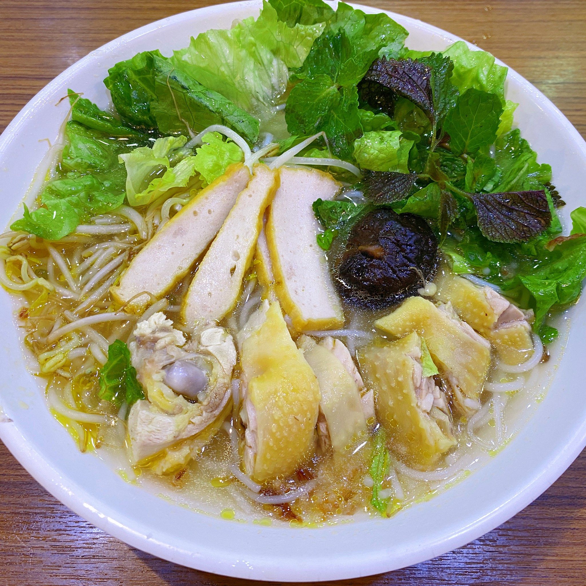 【华娘越南传统鸡肉粉】