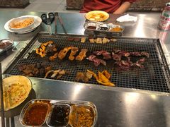 -马路牙子烧烤音乐酒馆(望京店)