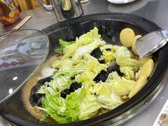 -屯老二农家铁锅炖·行业领军者(梅江店)