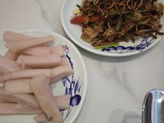 -钟记陕南菜·煎锅鱼(红专南路店)