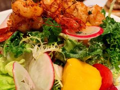 芒果大虾沙拉配青柠油醋汁-Bistro 63 创意融合料理(广粤天地店)