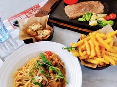 -必胜客(WOW昙华林店)