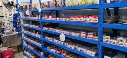 -逝水玩具折扣店