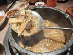 -蘑界·野生菌火锅(深业上城店)