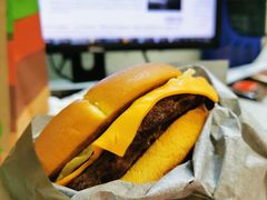 经典安格斯厚牛堡（原味/天椒）-汉堡王(嘉定宝龙城市广场)