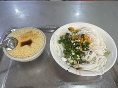 -高师傅特色米粉汤包(建设路店)