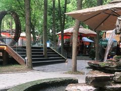 -二荆条·蜀鲜汇城市森林火锅