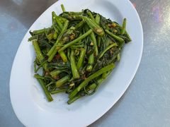 -明记烧鱼美味店