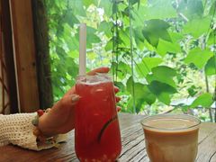 -谷咖啡·鲜花绿植花园餐厅