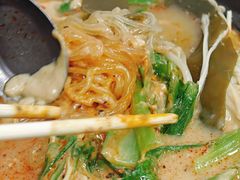 -曹宝林砂锅麻辣烫(星光路店)