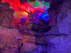 -泰安地下龙宫景区