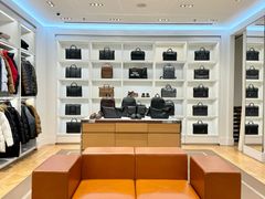 -百年港湾奥特莱斯(香炉礁店)