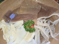 -鸿姐老火锅(静安店)