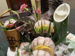 -鼎泰亨·海鲜牛肉餐厅(滨江店)