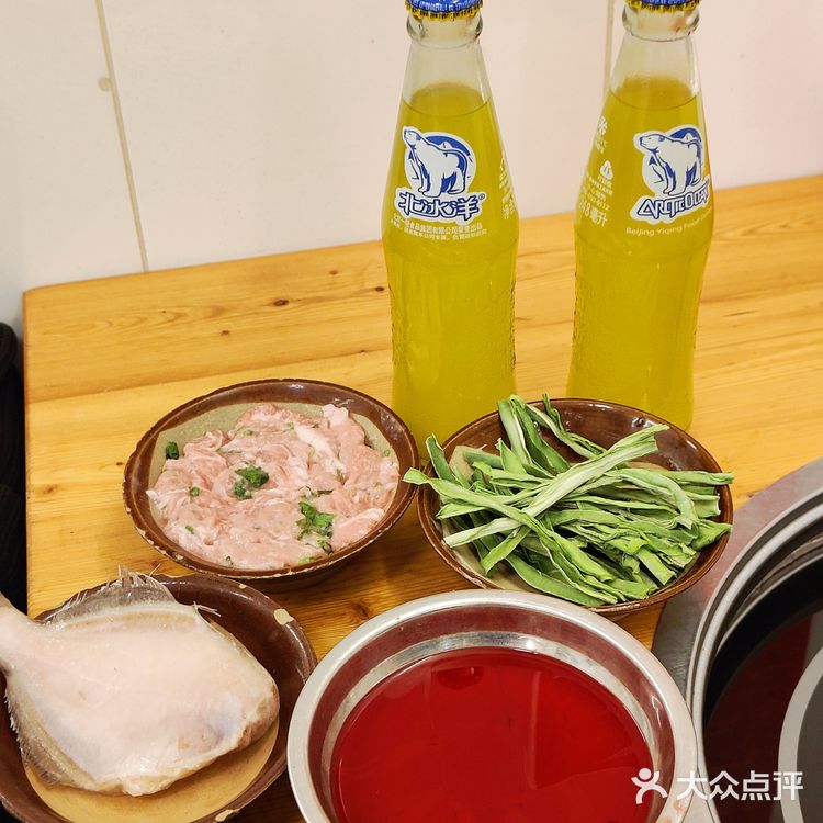 一大把一大把的好过瘾[咖啡]聊着吃着[咖啡]