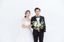 -Mu慕婚纱摄影·超级工作室