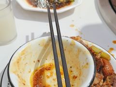 -鲁员外地锅鸡地锅鱼(龙湖江东天街店)