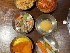 小菜-·缸桶屋·韩式牛肋条自助烤肉(西湖D11店)
