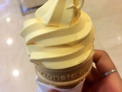 布丁黄-麦当劳(哈西万达店)