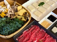 -花菇朵·云山雀 ll 野生菌锅·野果酸汤·精品滇菜(万柳店)